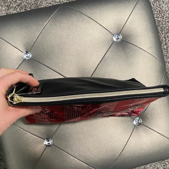 Limited Edition VS Makeup Bag Wristlet - Picture 6 of 7